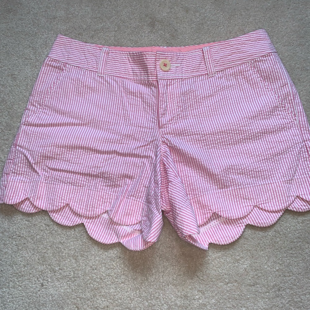 Lilly Pulitzer Buttercup Seersucker Shorts!!